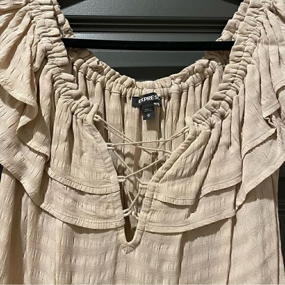 Express Top   - Picture 4 of 4